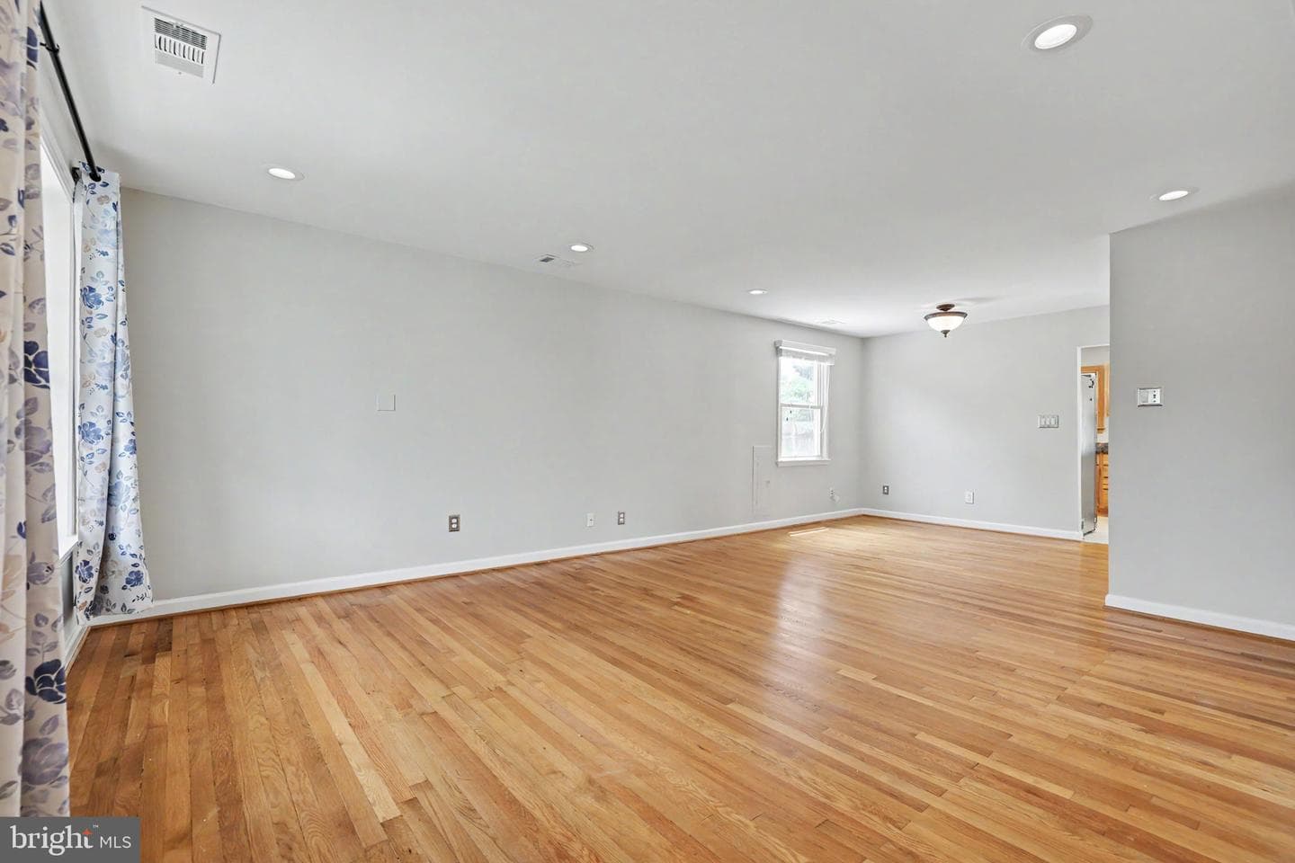 3128 Wayne Road photo 21