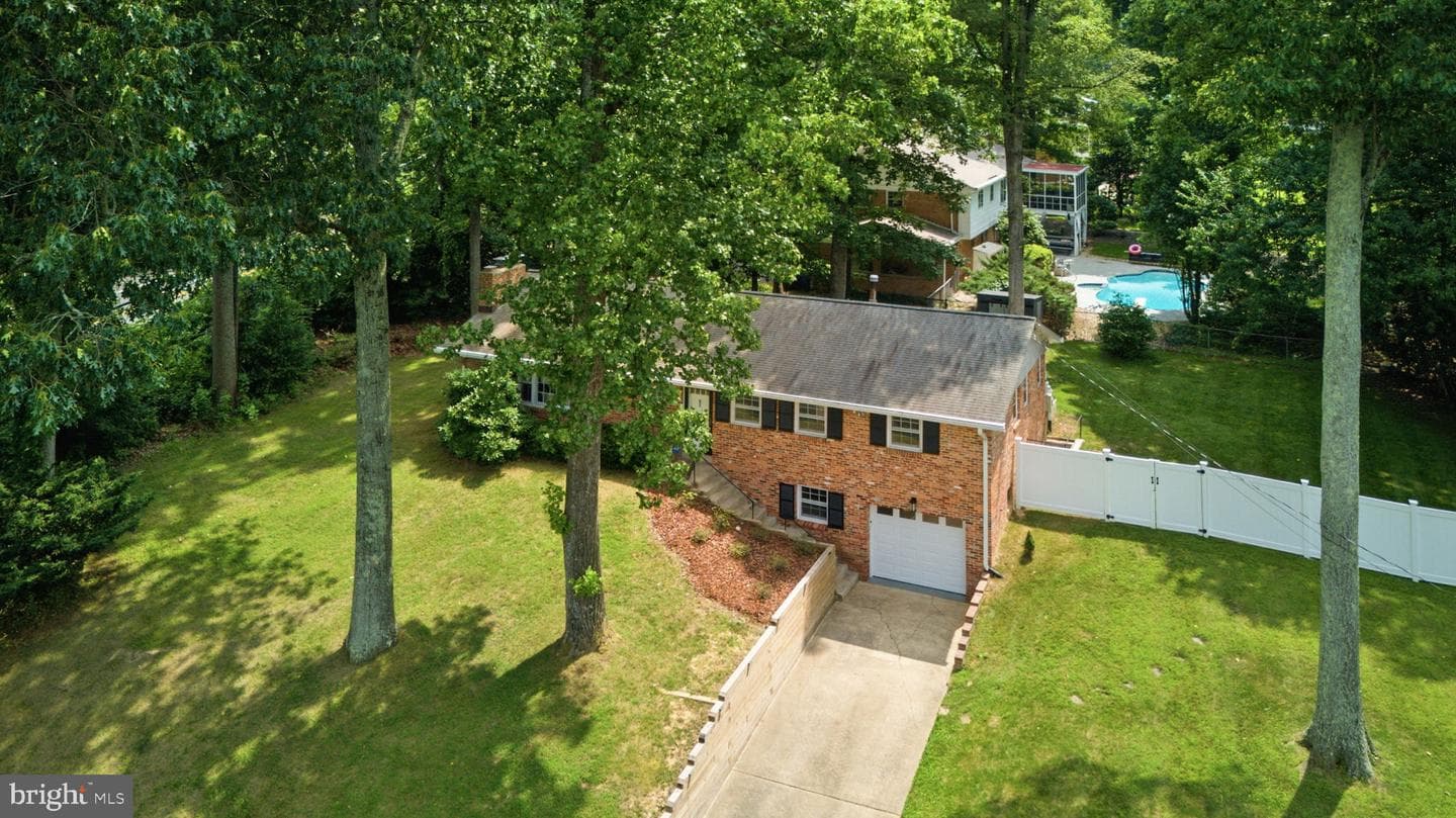 9201 Bayard Place photo 3