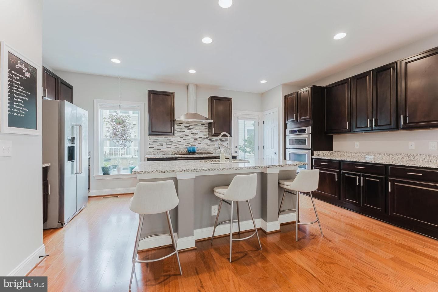 9441 Canonbury Square photo 13