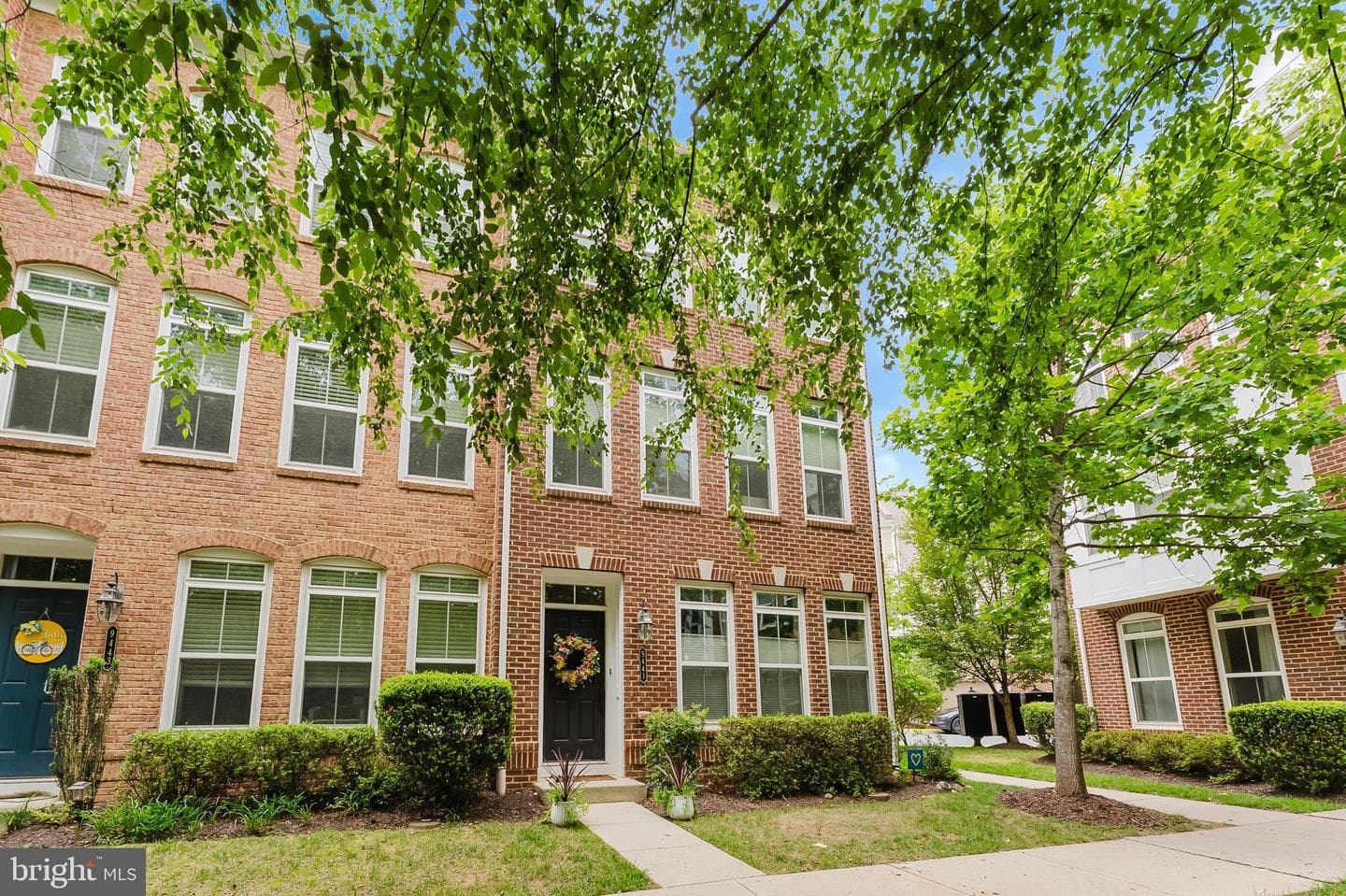 9441 Canonbury Square photo 34