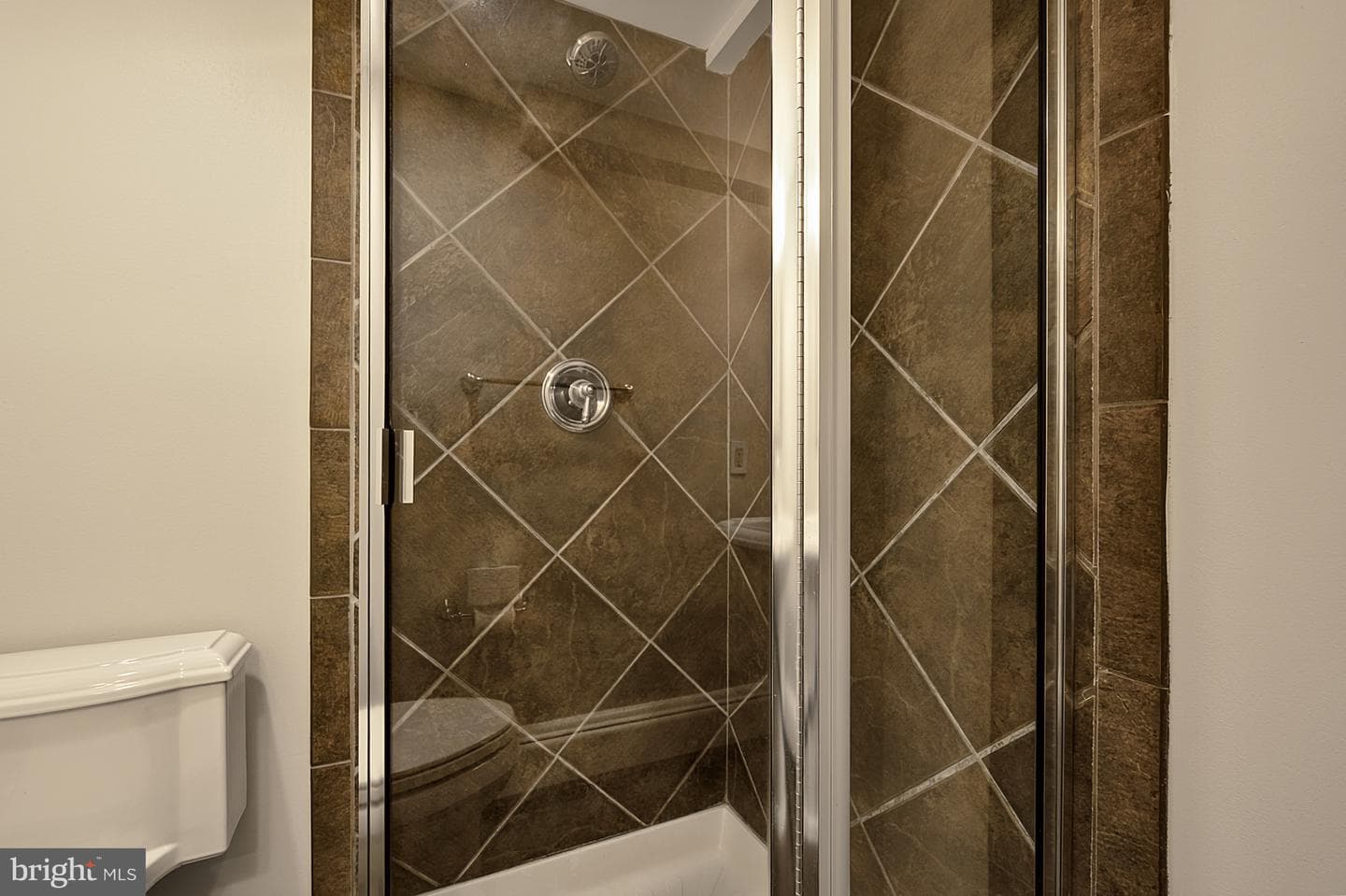 9005 Chickawane Court photo 54