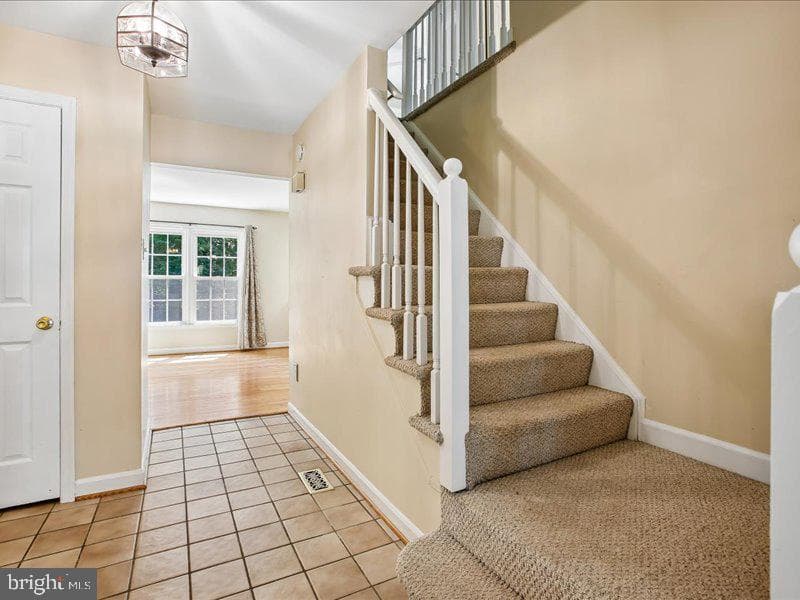 5194 Kimscott Court photo 10