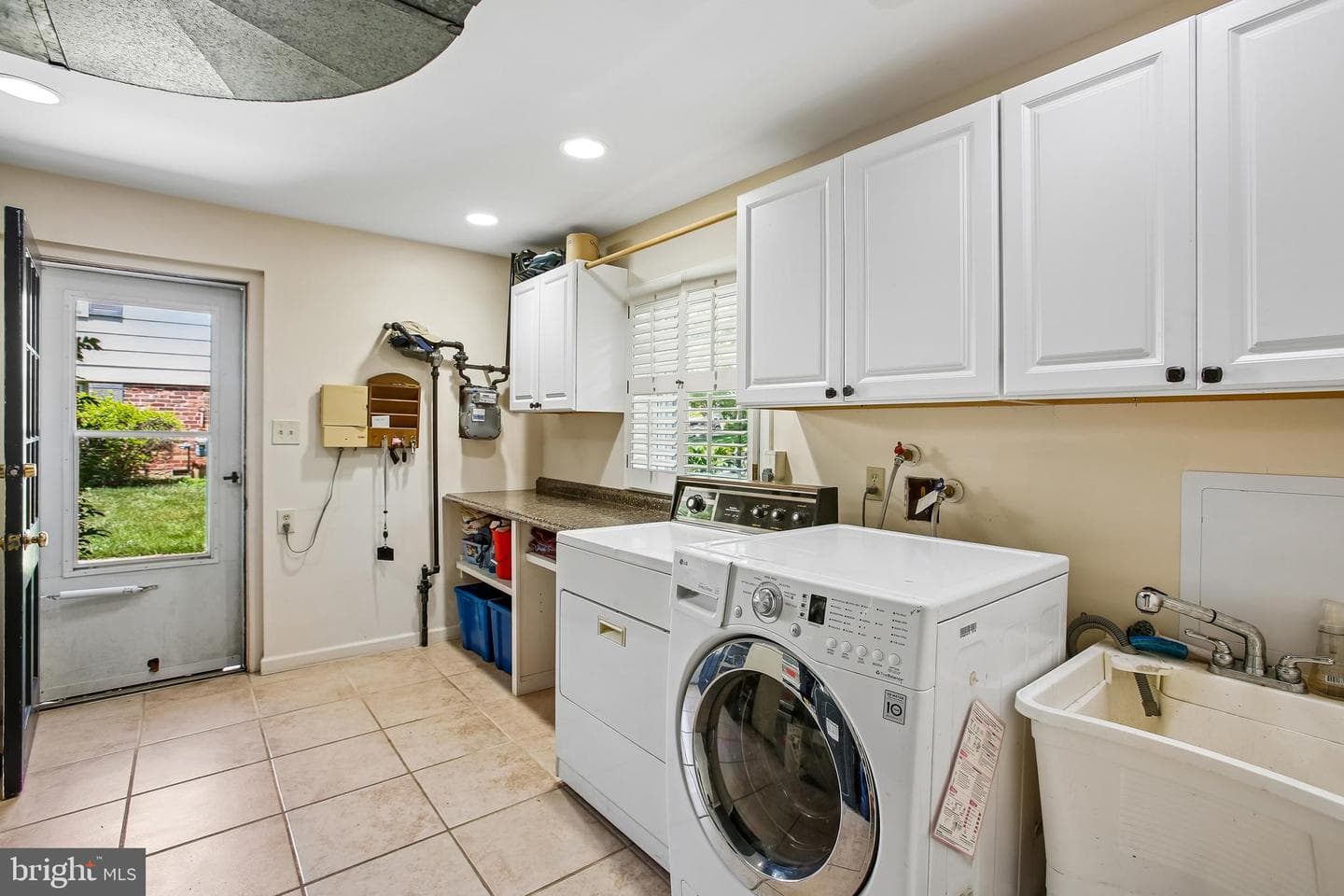 8506 Hitching Post Lane photo 23