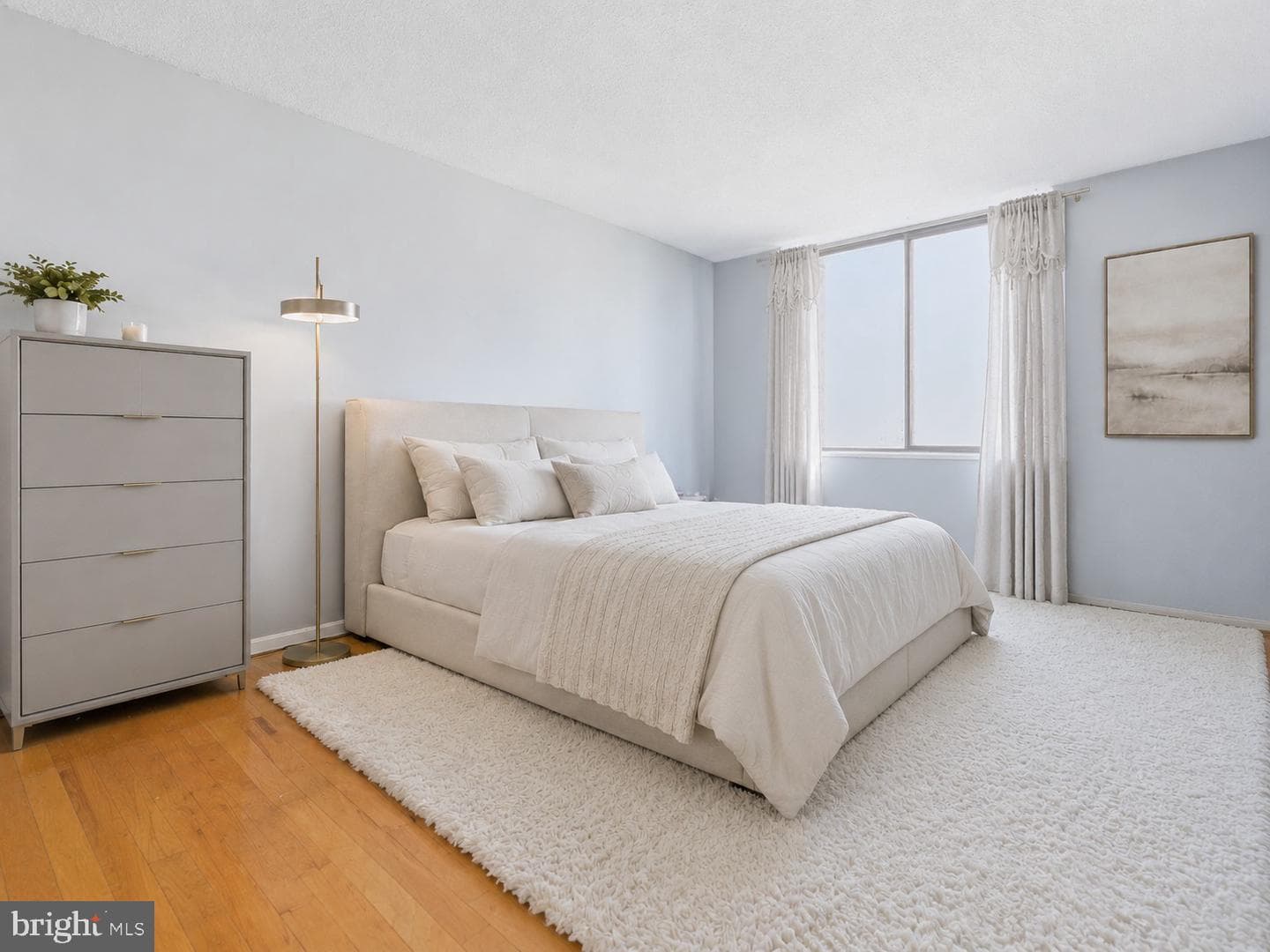 3713 S George Mason Drive #810 photo 11