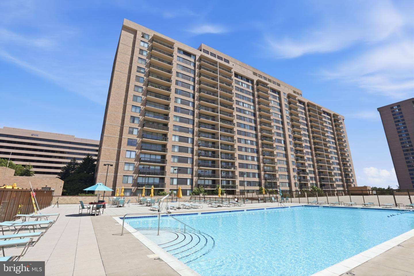 3713 S George Mason Drive #810 photo 23
