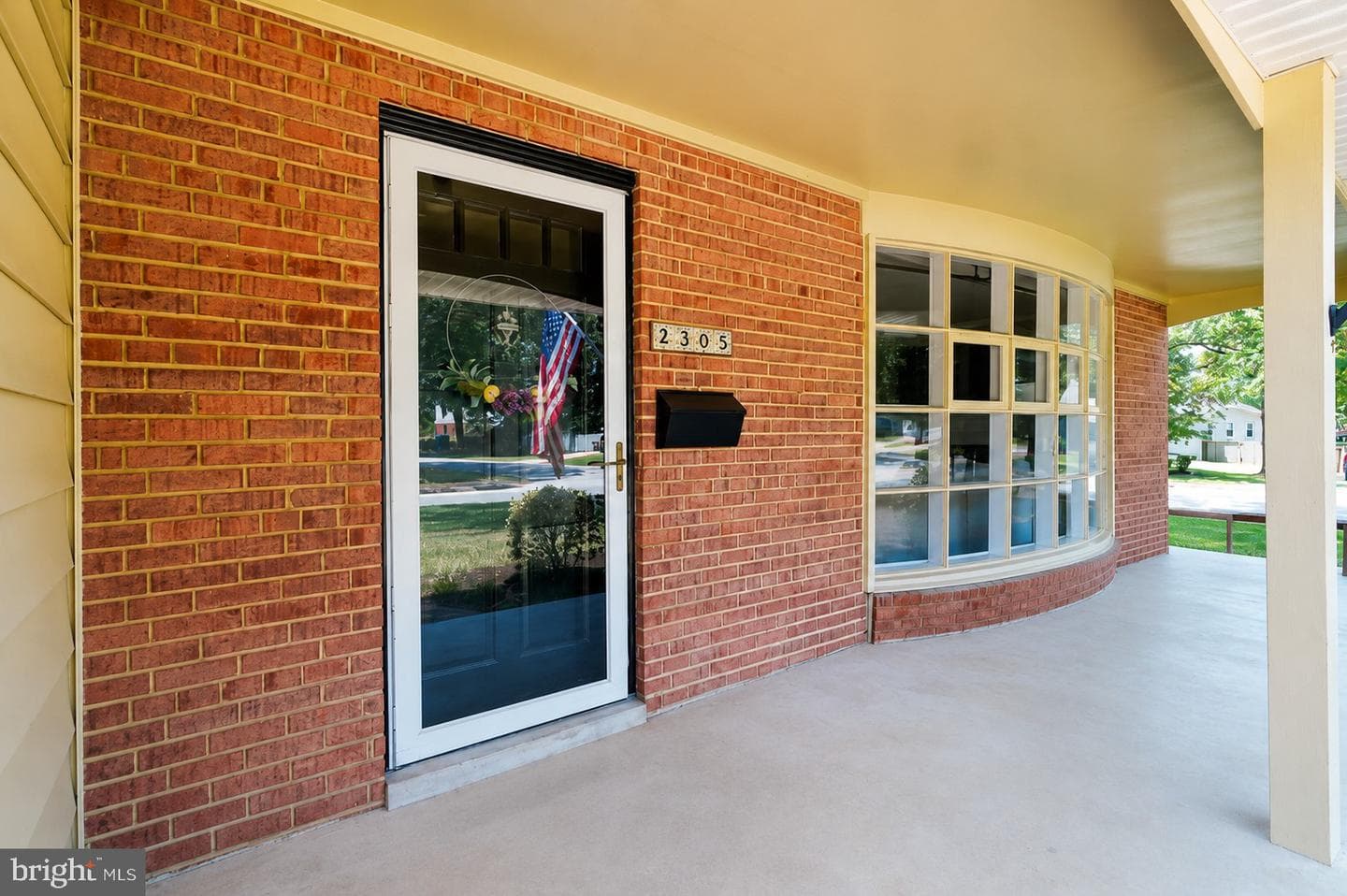 2305 Londonderry Road photo 5