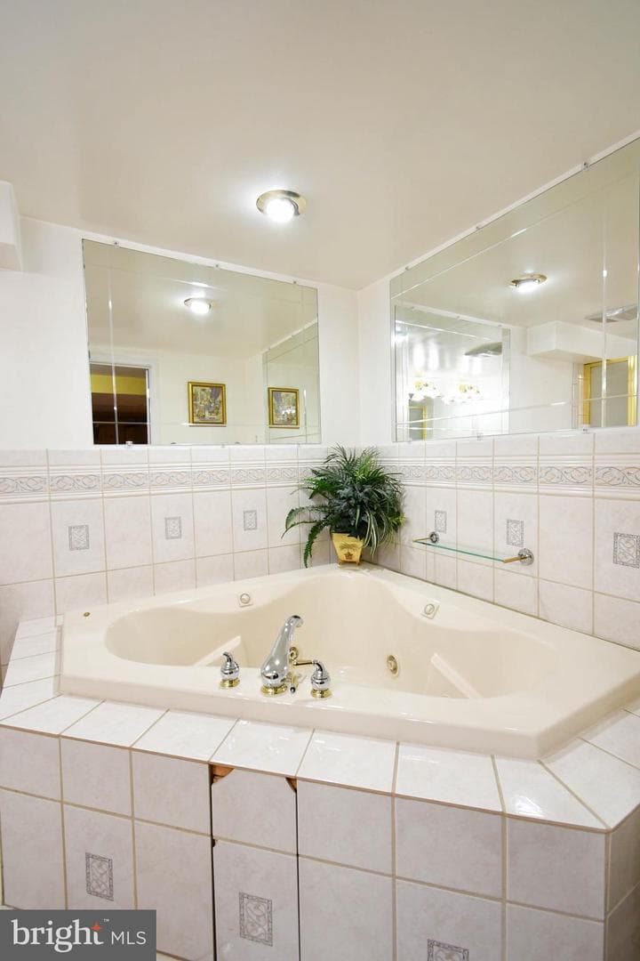 5209 Yuma Court photo 24