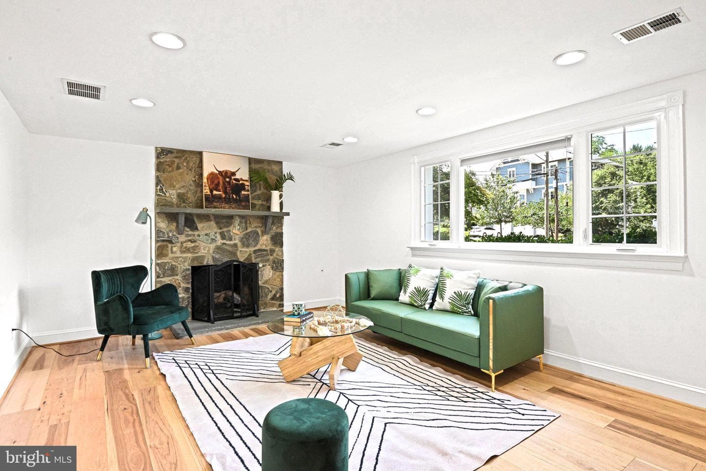 1603 Simmons Drive photo 8
