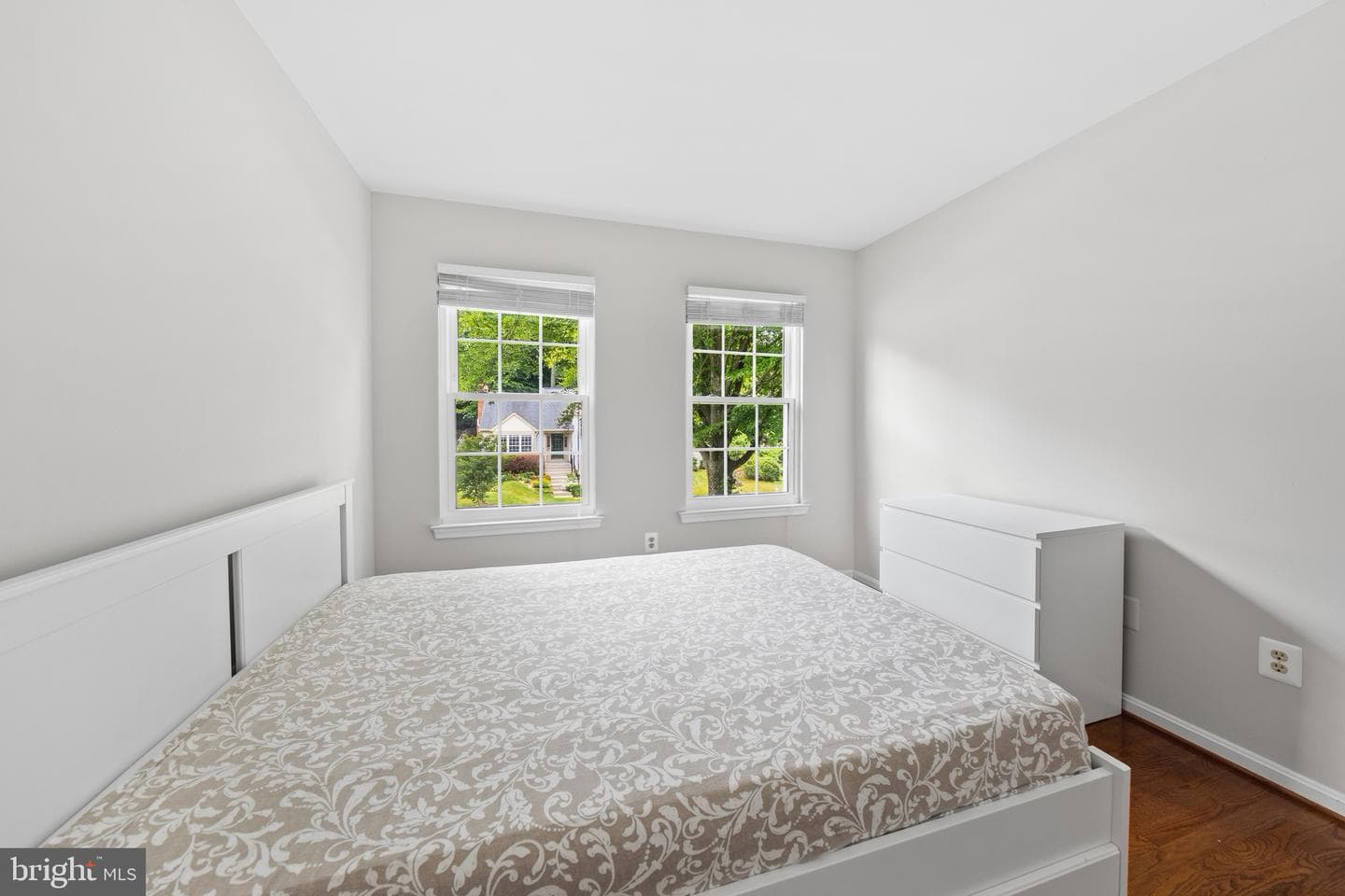 9030 Chestnut Ridge Road photo 20