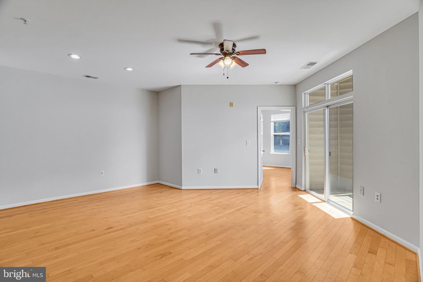 2655 Prosperity Avenue #201 photo 10