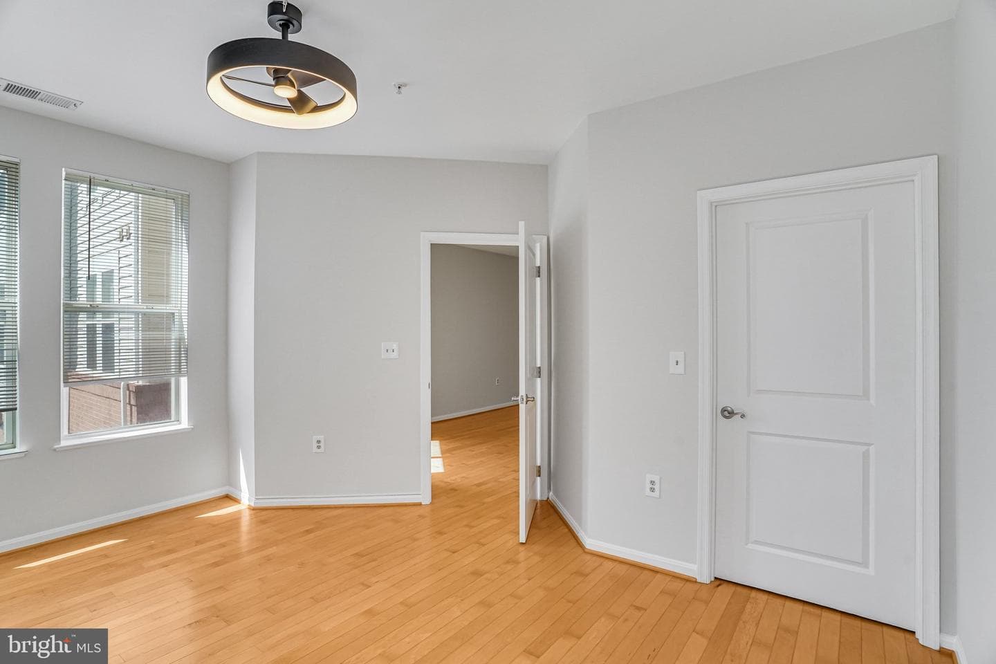 2655 Prosperity Avenue #201 photo 17