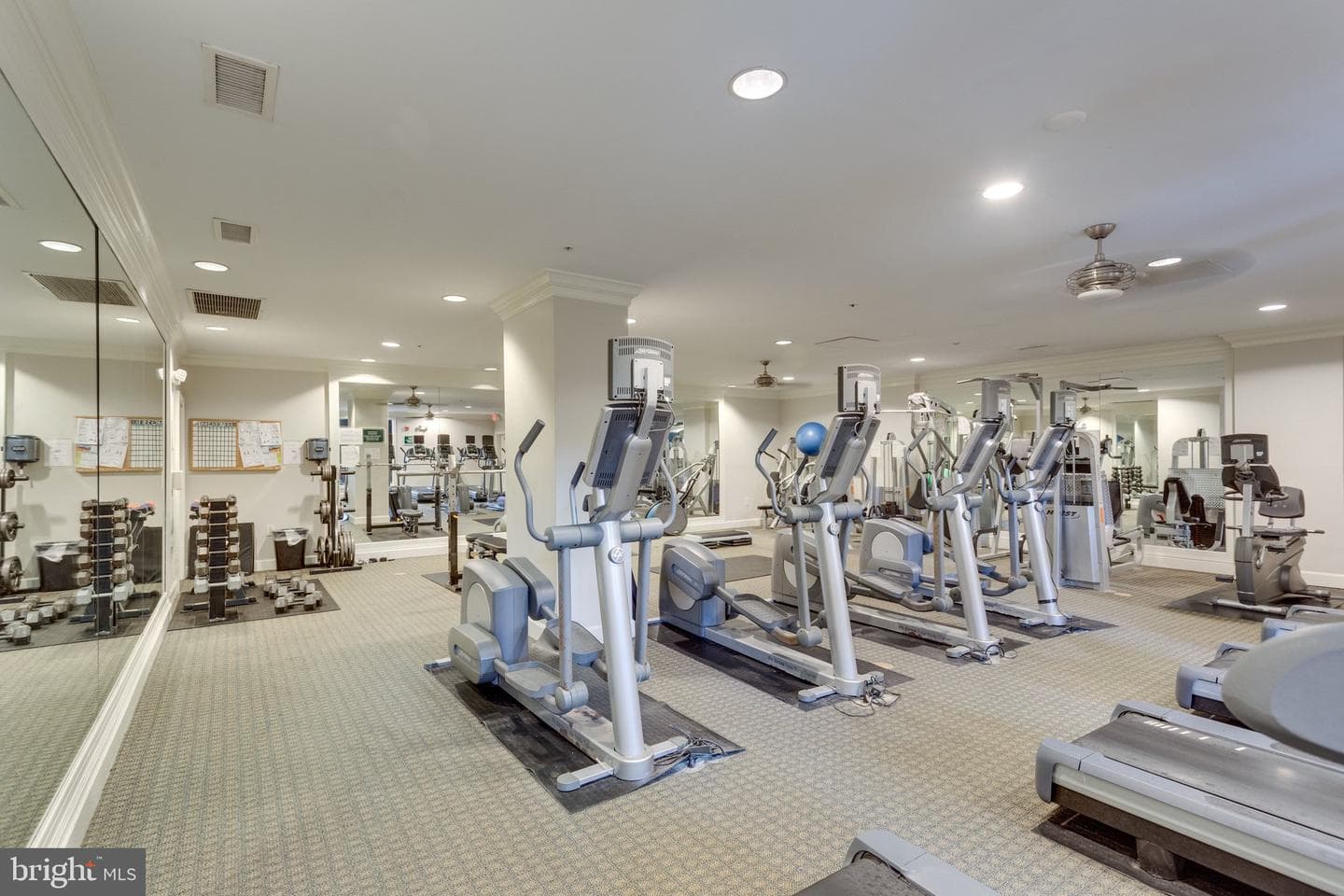 2655 Prosperity Avenue #201 photo 30