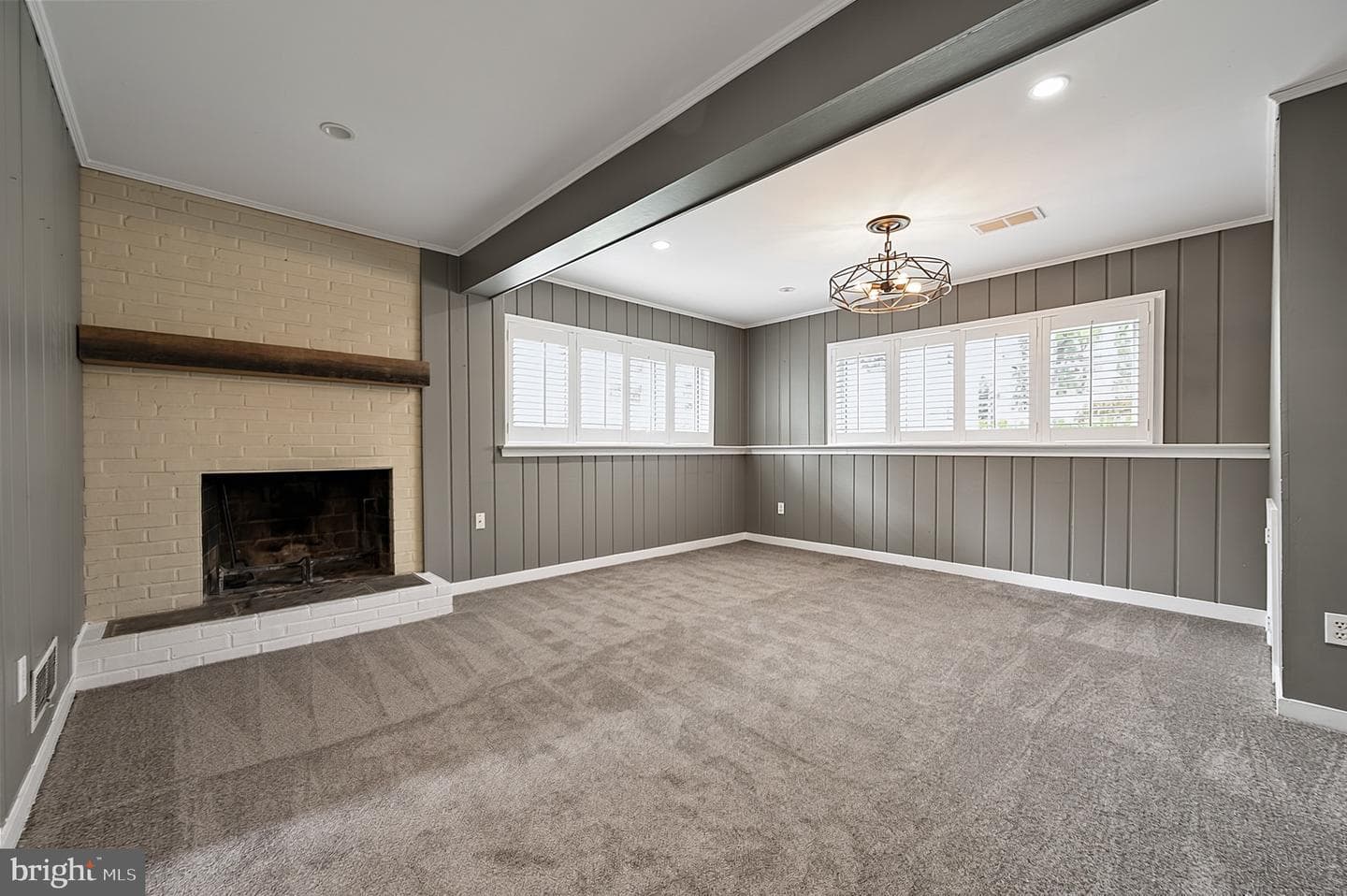 8709 Waterford Road photo 32