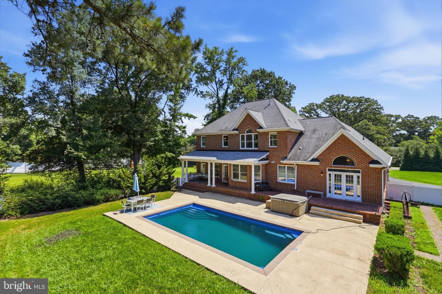 5248 Clifton Street, Alexandria