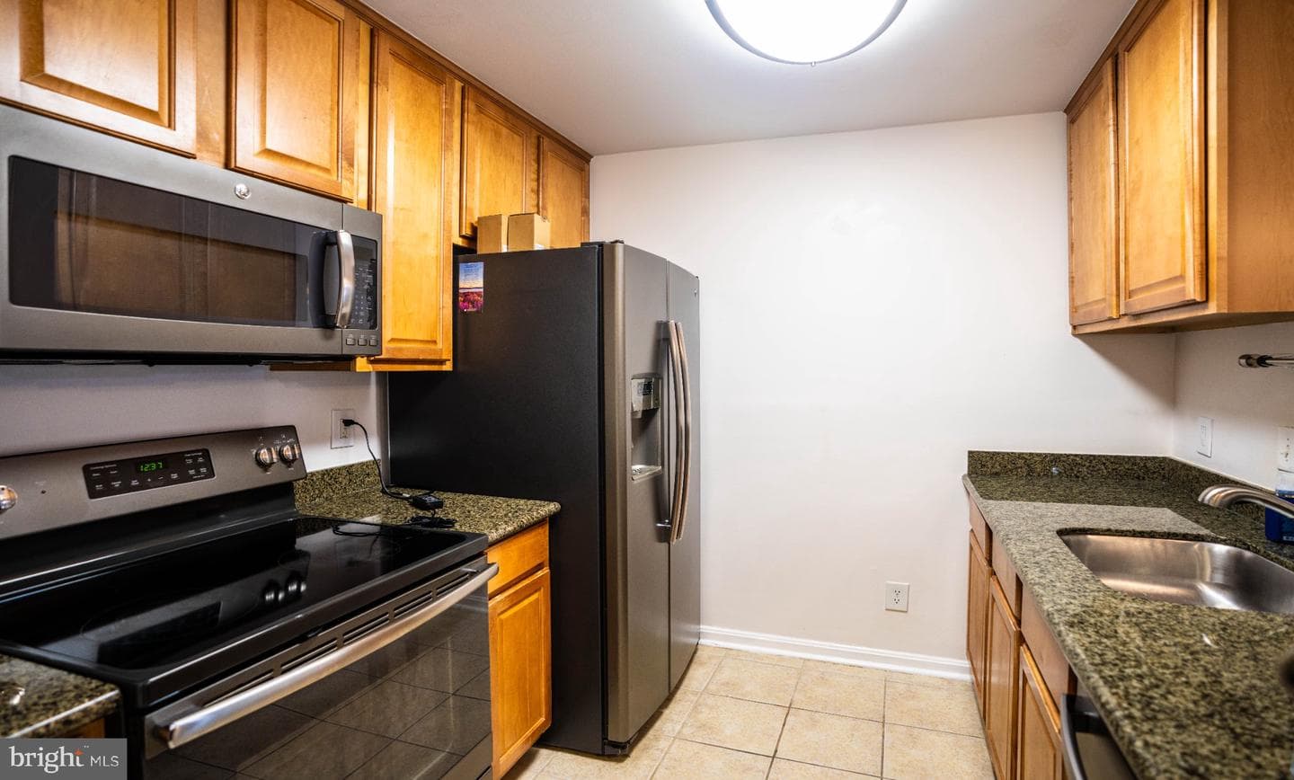 3176 Summit Square Drive #4-C5 photo 14