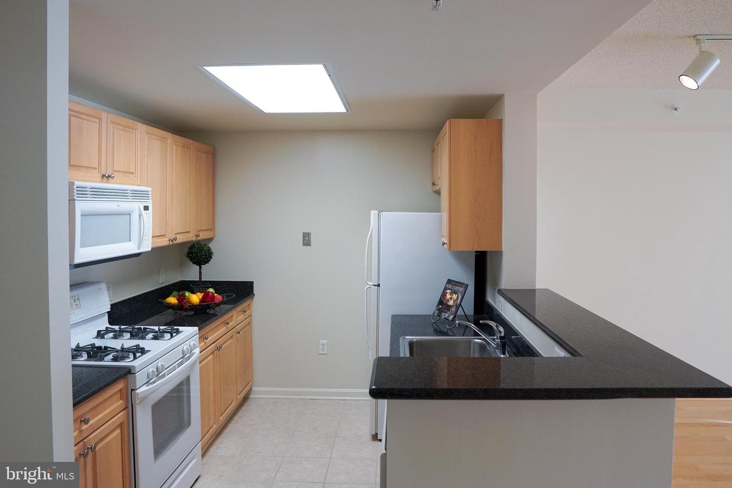 2726 Gallows Road #417 photo 3