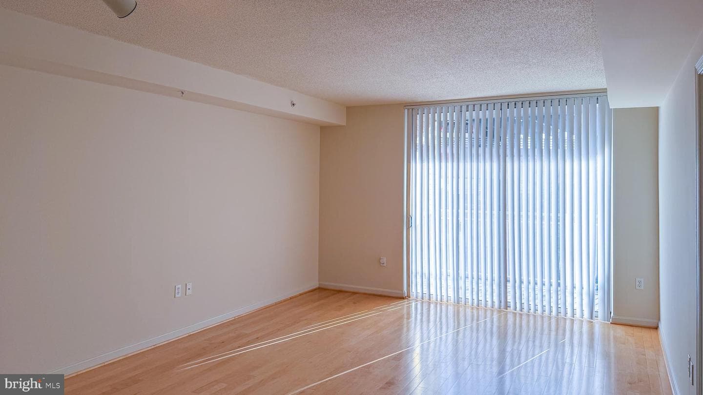 2726 Gallows Road #417 photo 6