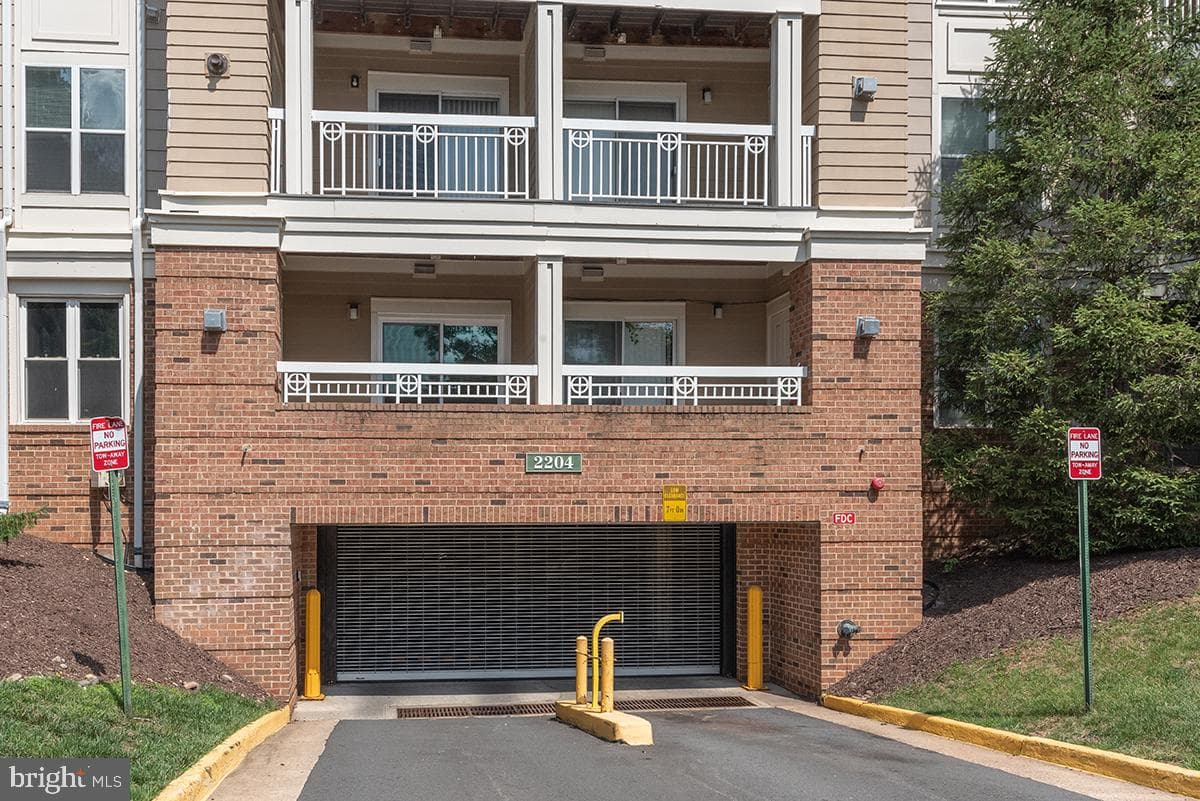 2204 Westcourt Ln # 317, Herndon