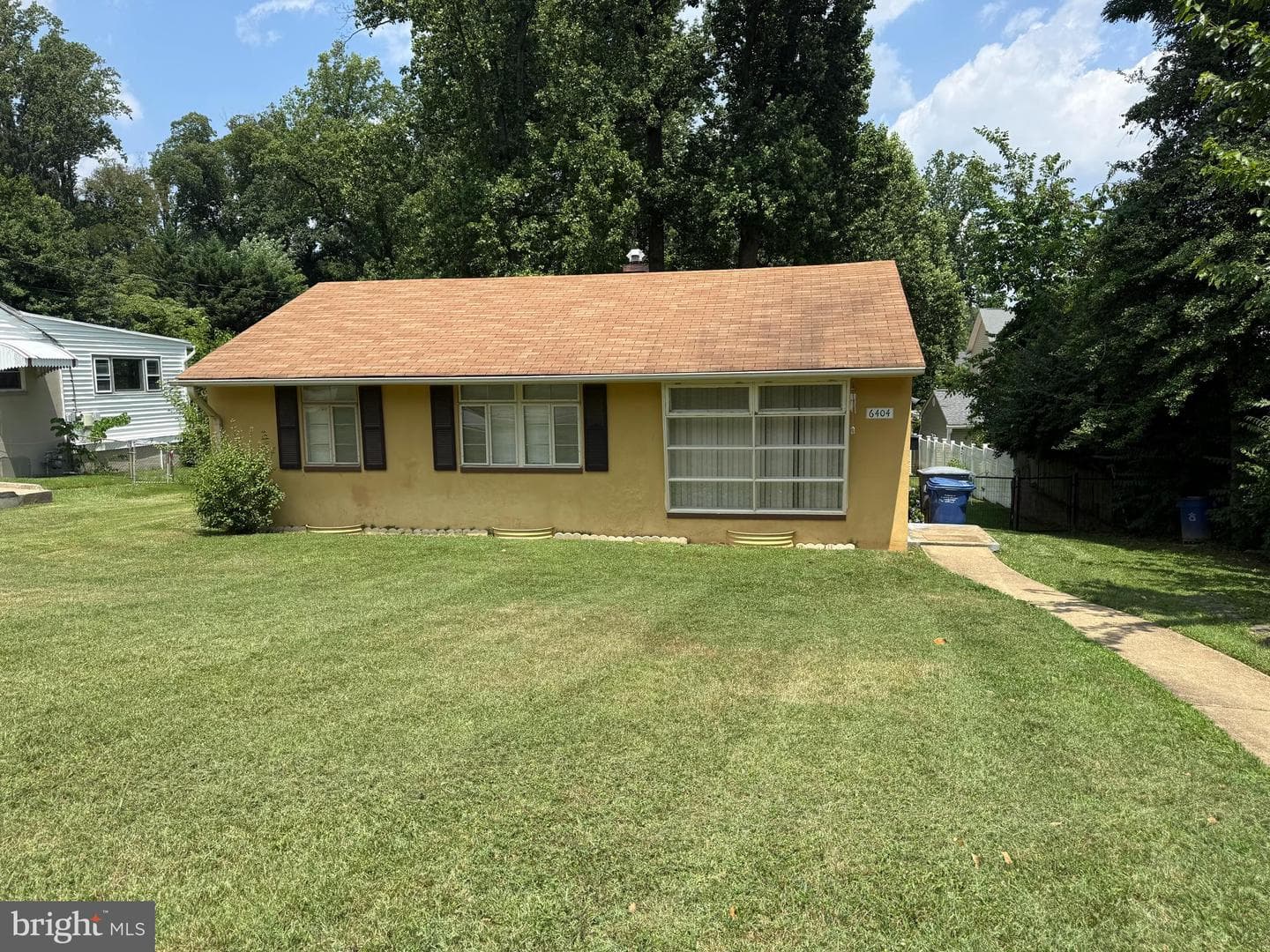 6404 Maplewood Drive photo 14