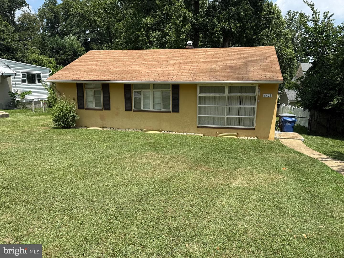 6404 Maplewood Drive photo 15