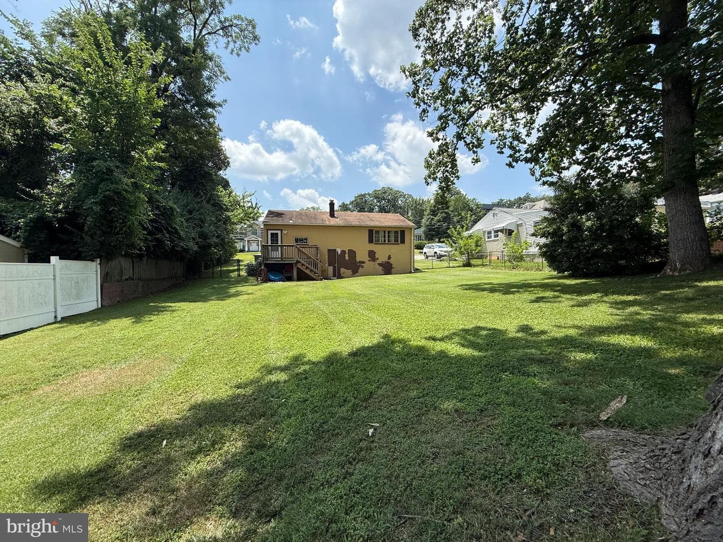 6404 Maplewood Drive photo 4