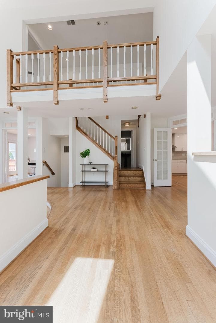 10527 Mereworth Lane photo 13