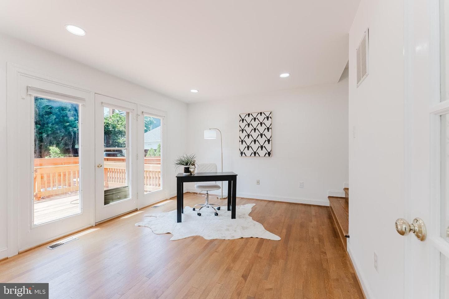 10527 Mereworth Lane photo 20