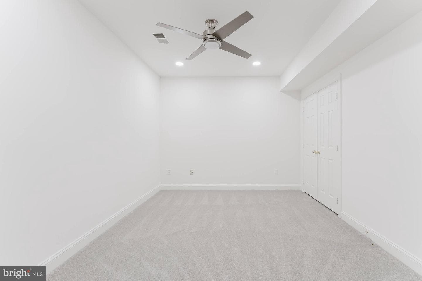 10527 Mereworth Lane photo 37