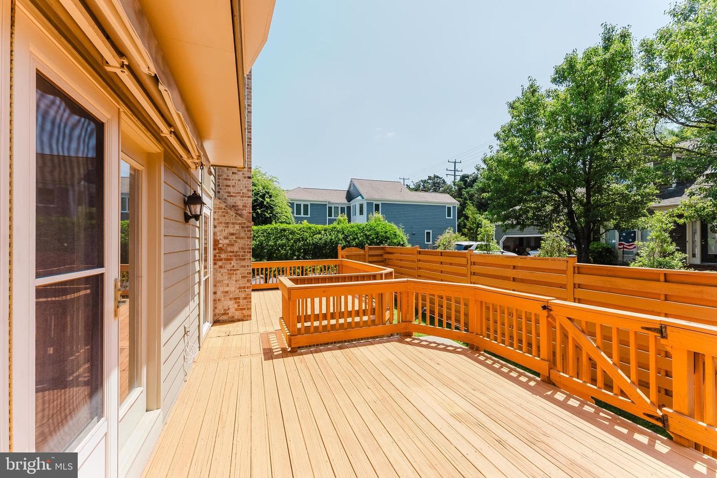 10527 Mereworth Lane photo 43