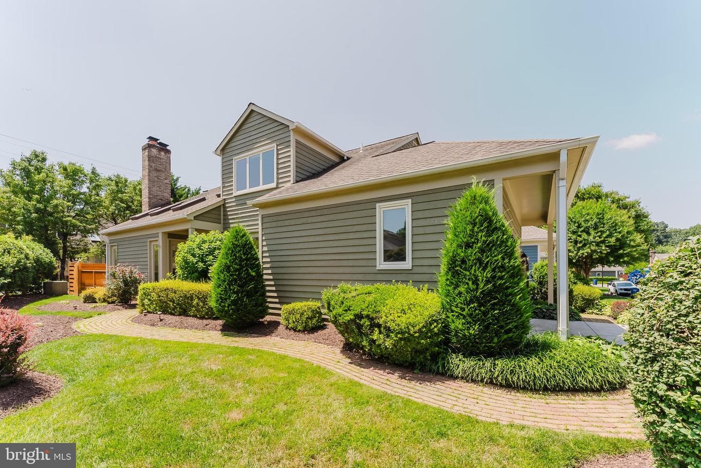 10527 Mereworth Lane photo 46
