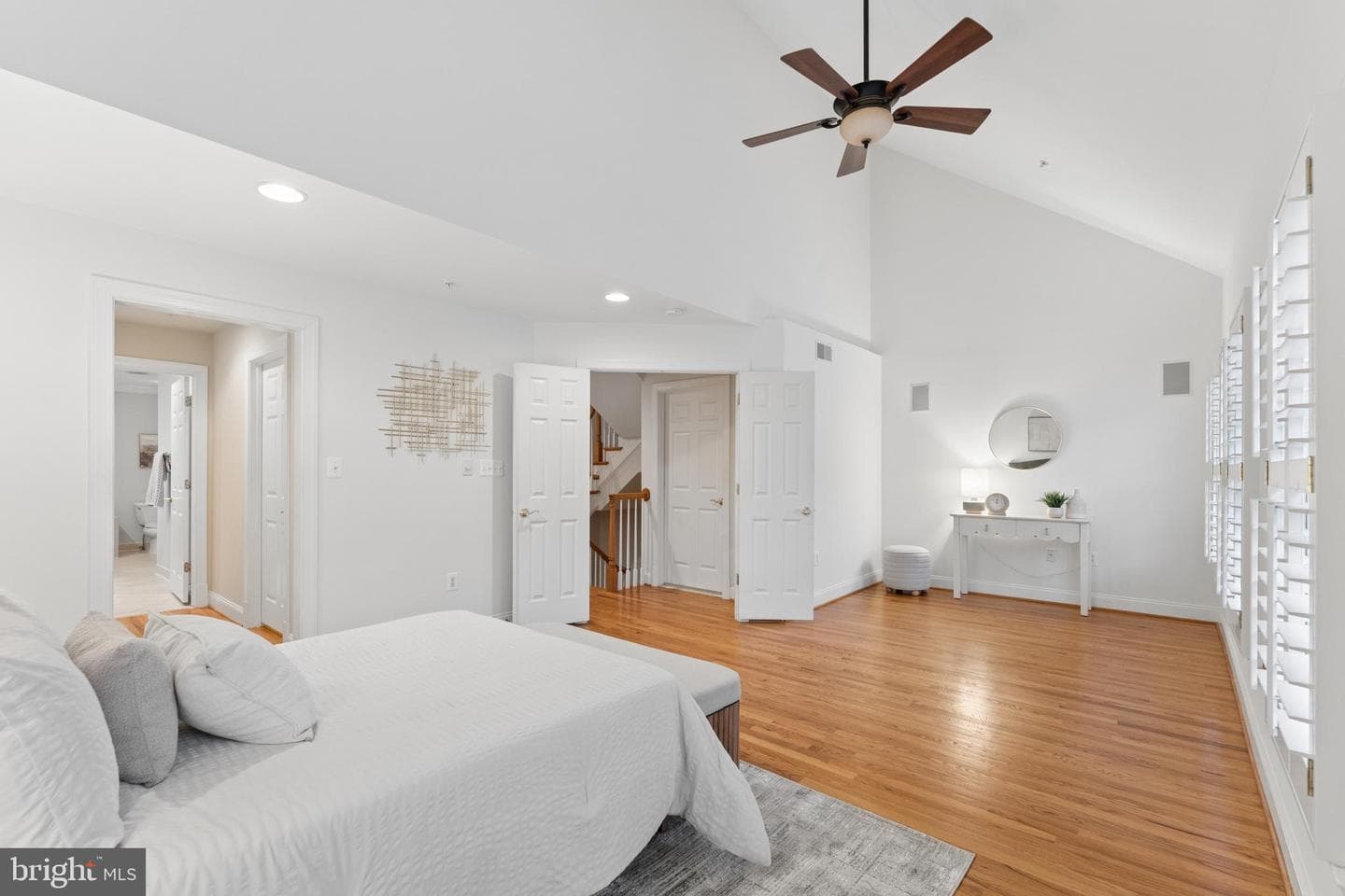1313 Mclean Crest Court photo 14