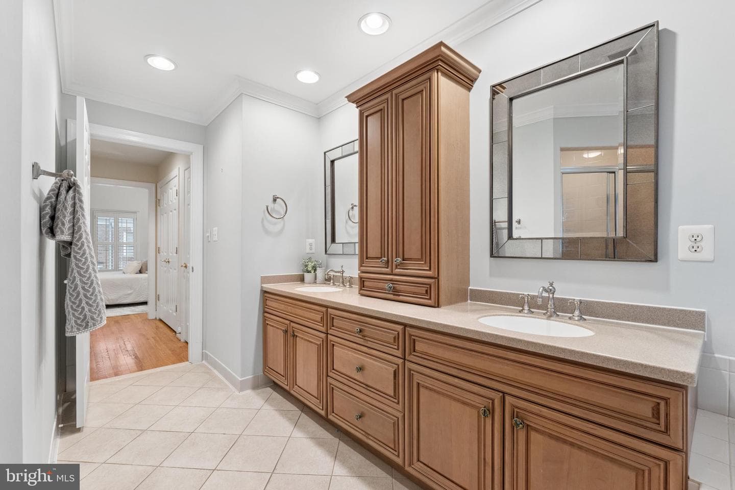 1313 Mclean Crest Court photo 16