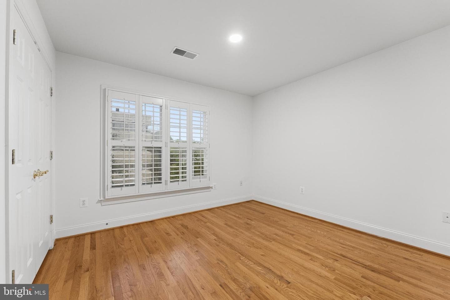 1313 Mclean Crest Court photo 19