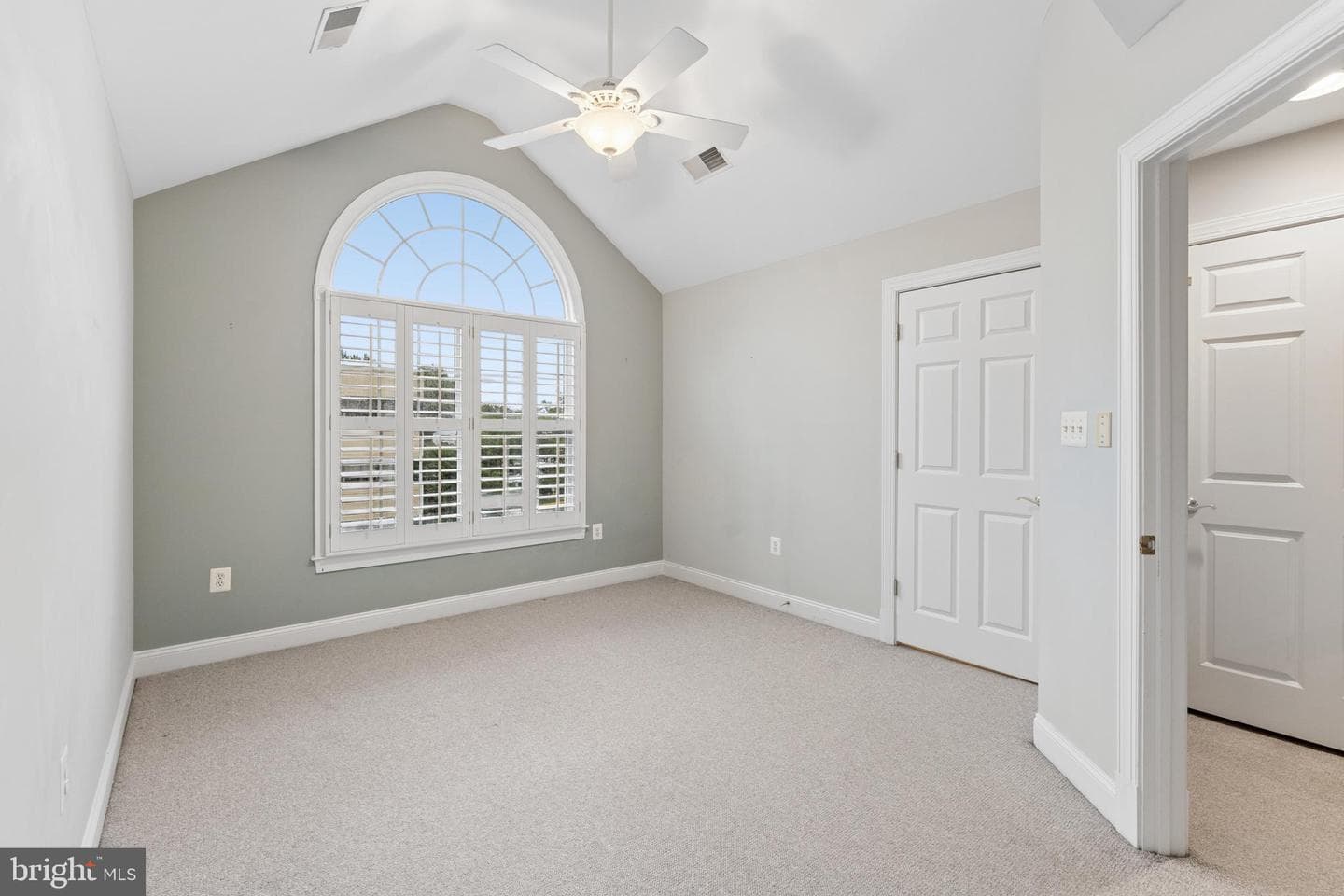 1313 Mclean Crest Court photo 26