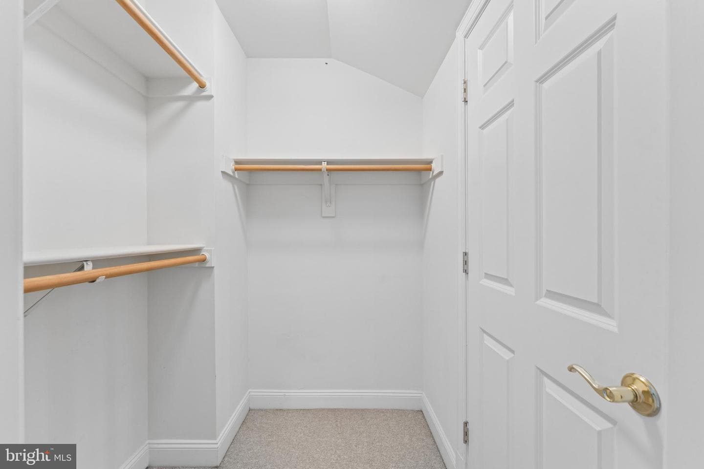 1313 Mclean Crest Court photo 29