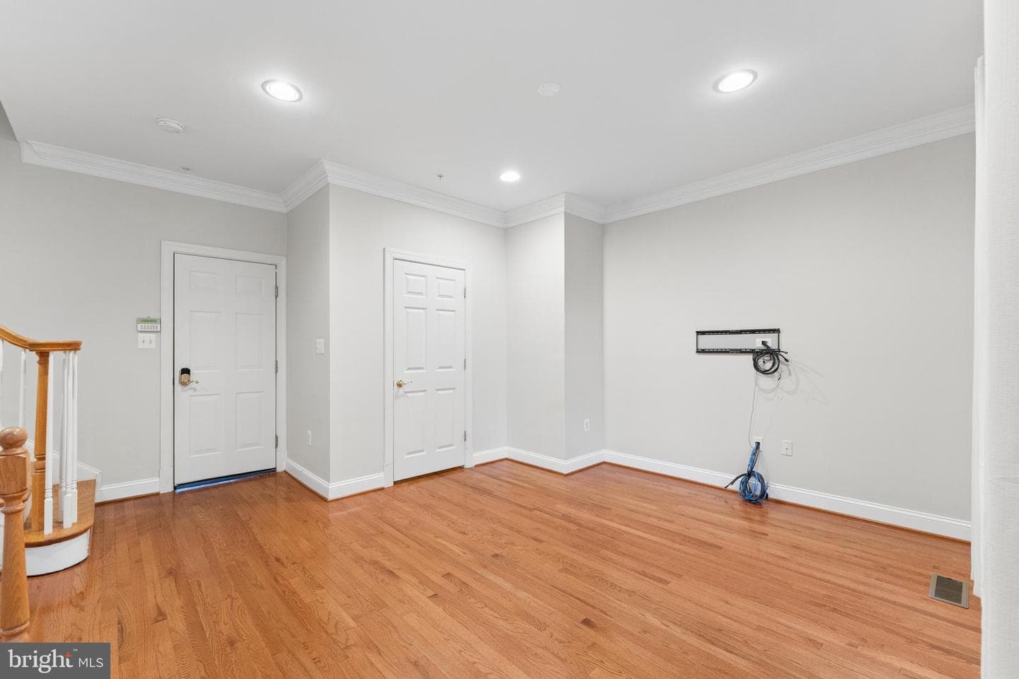 1313 Mclean Crest Court photo 33