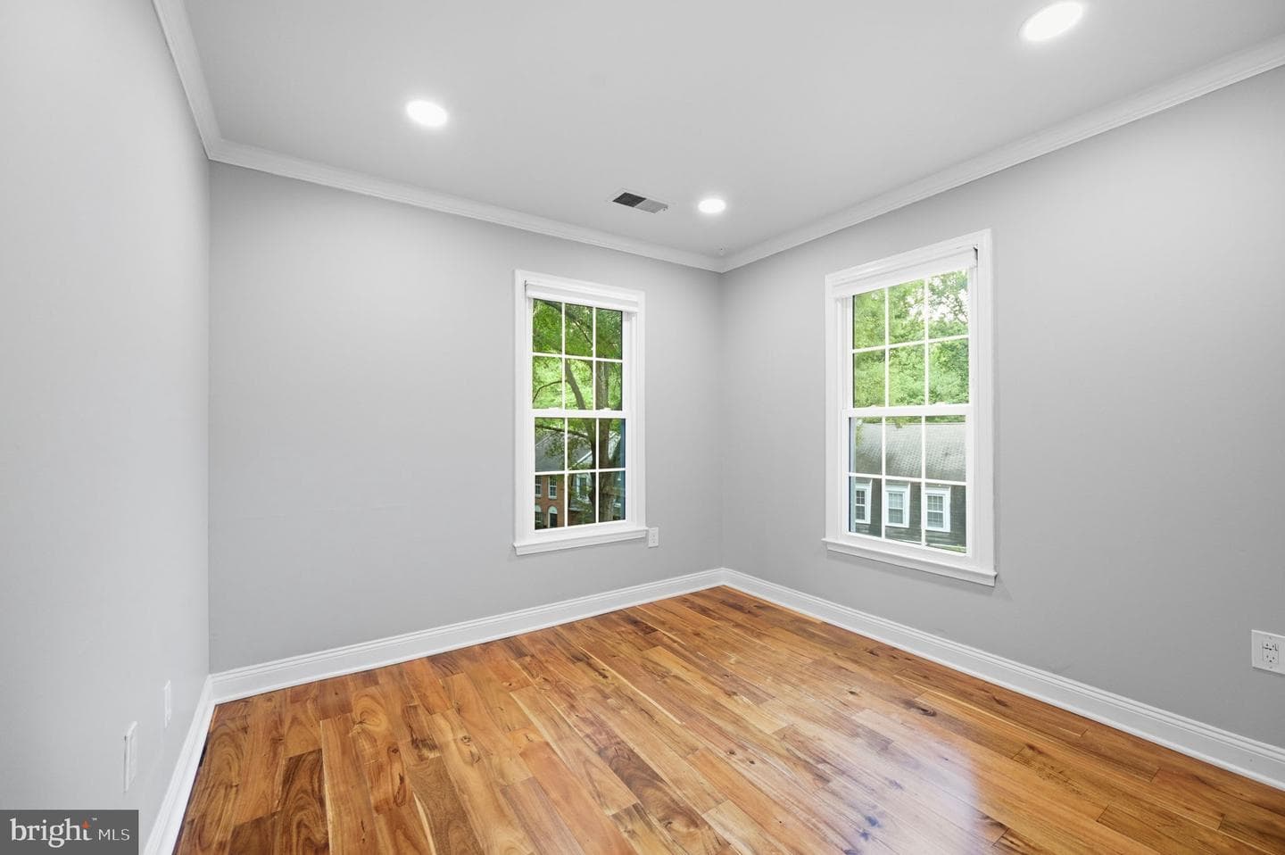 2324 Harleyford Court photo 20
