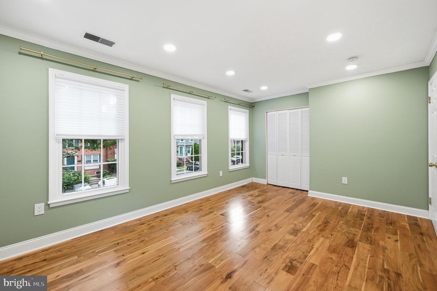 2324 Harleyford Court photo 25
