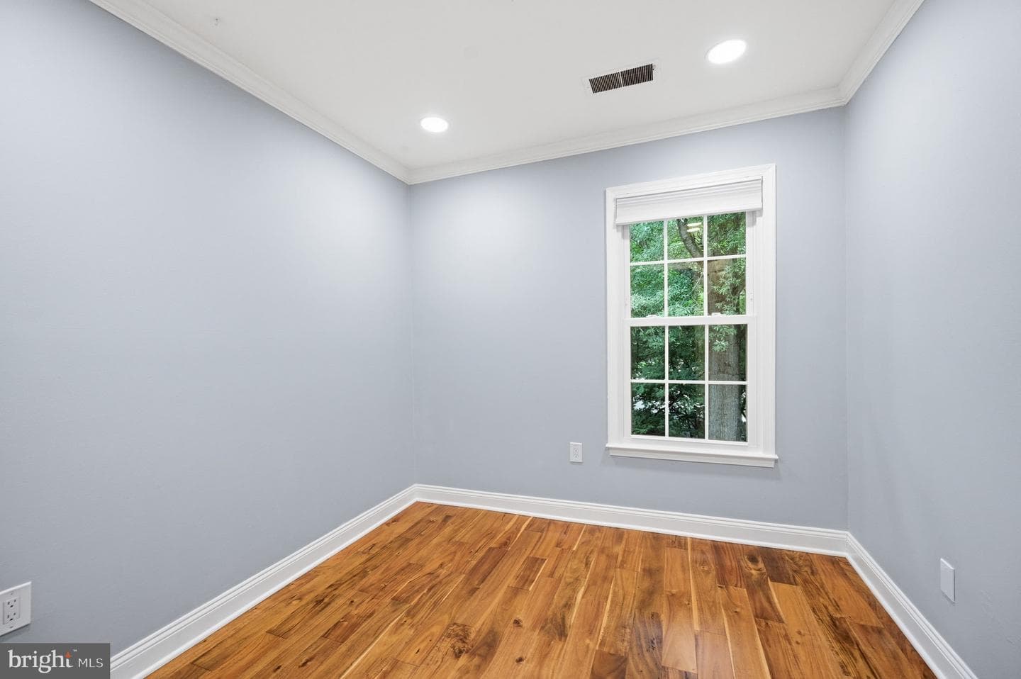 2324 Harleyford Court photo 32