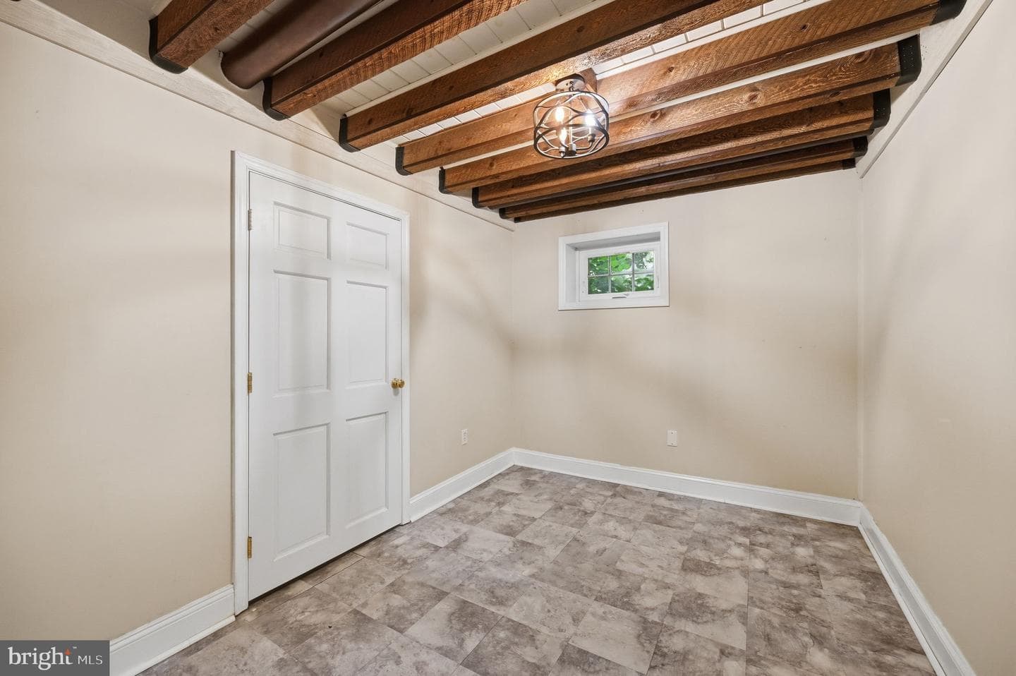2324 Harleyford Court photo 33