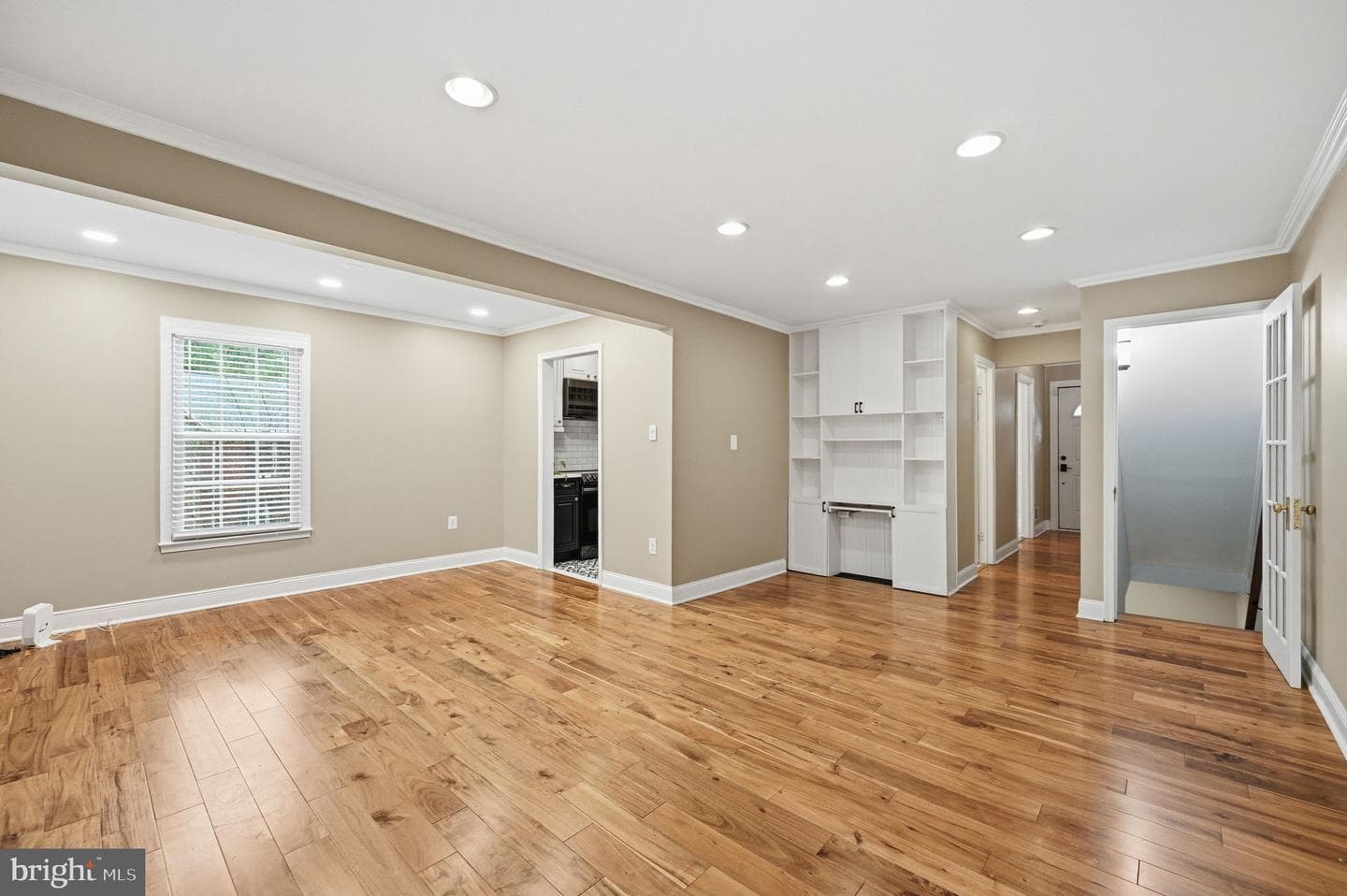 2324 Harleyford Court photo 4