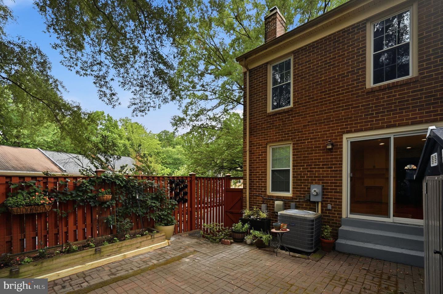 2324 Harleyford Court photo 46