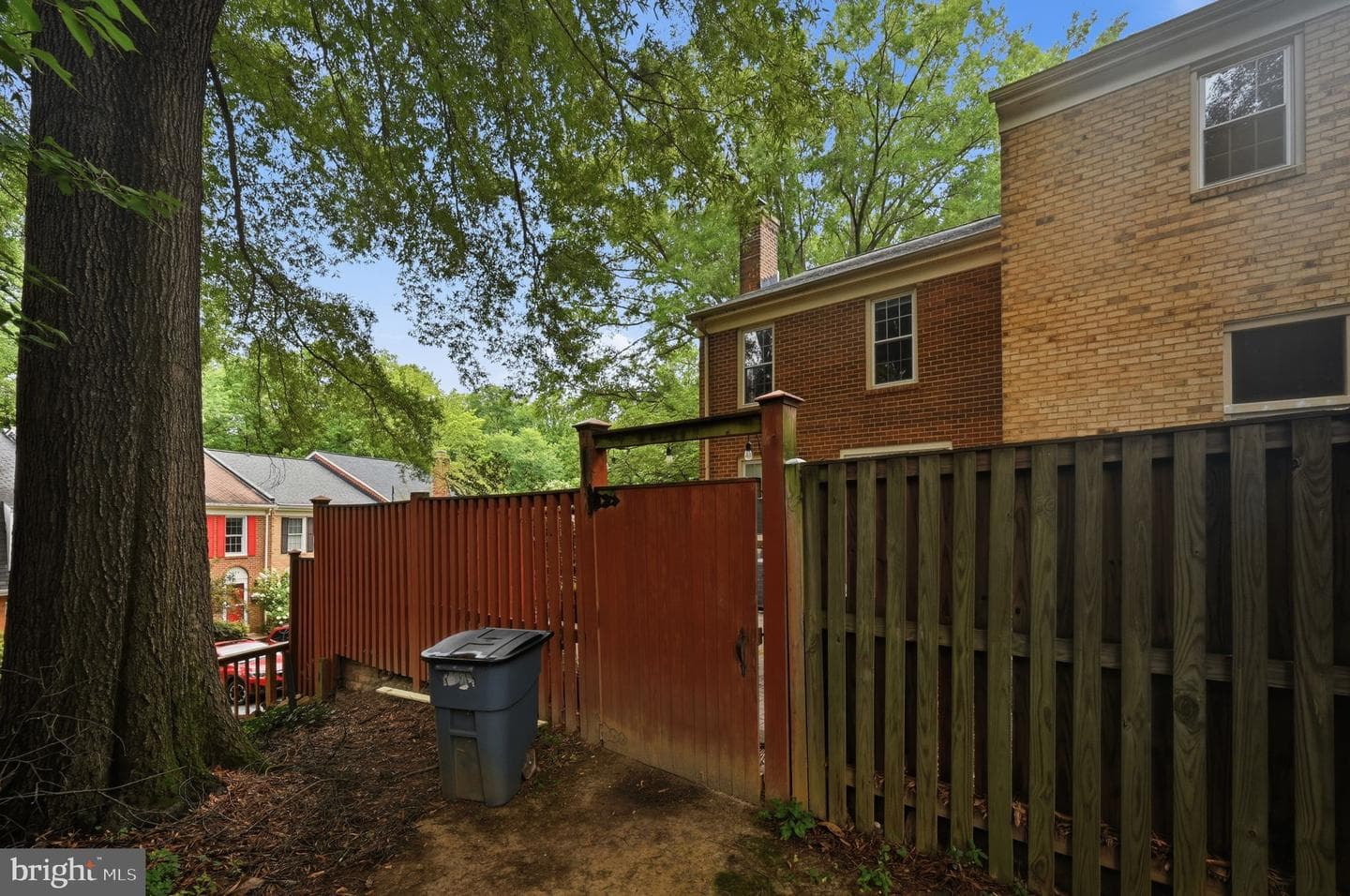 2324 Harleyford Court photo 47