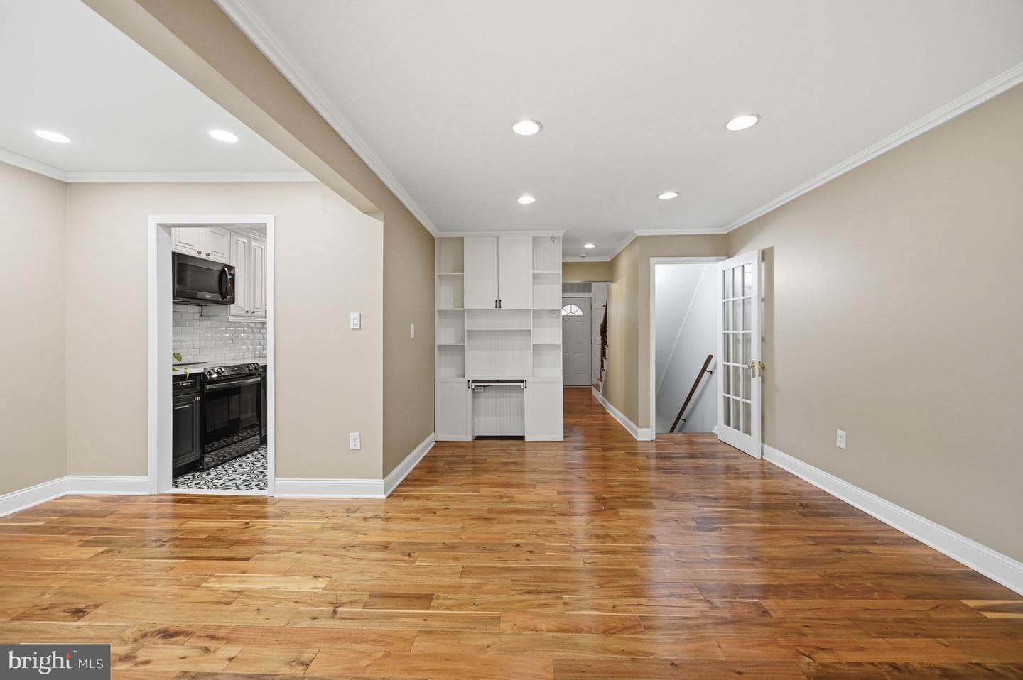 2324 Harleyford Court photo 5