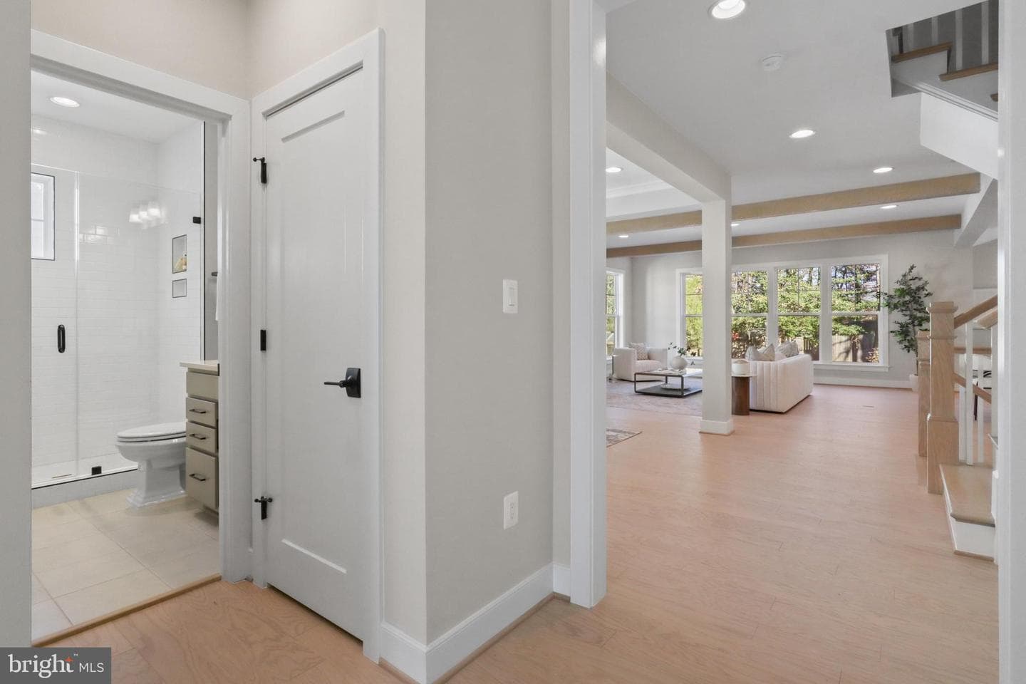 611 Tapawingo Road SW photo 11