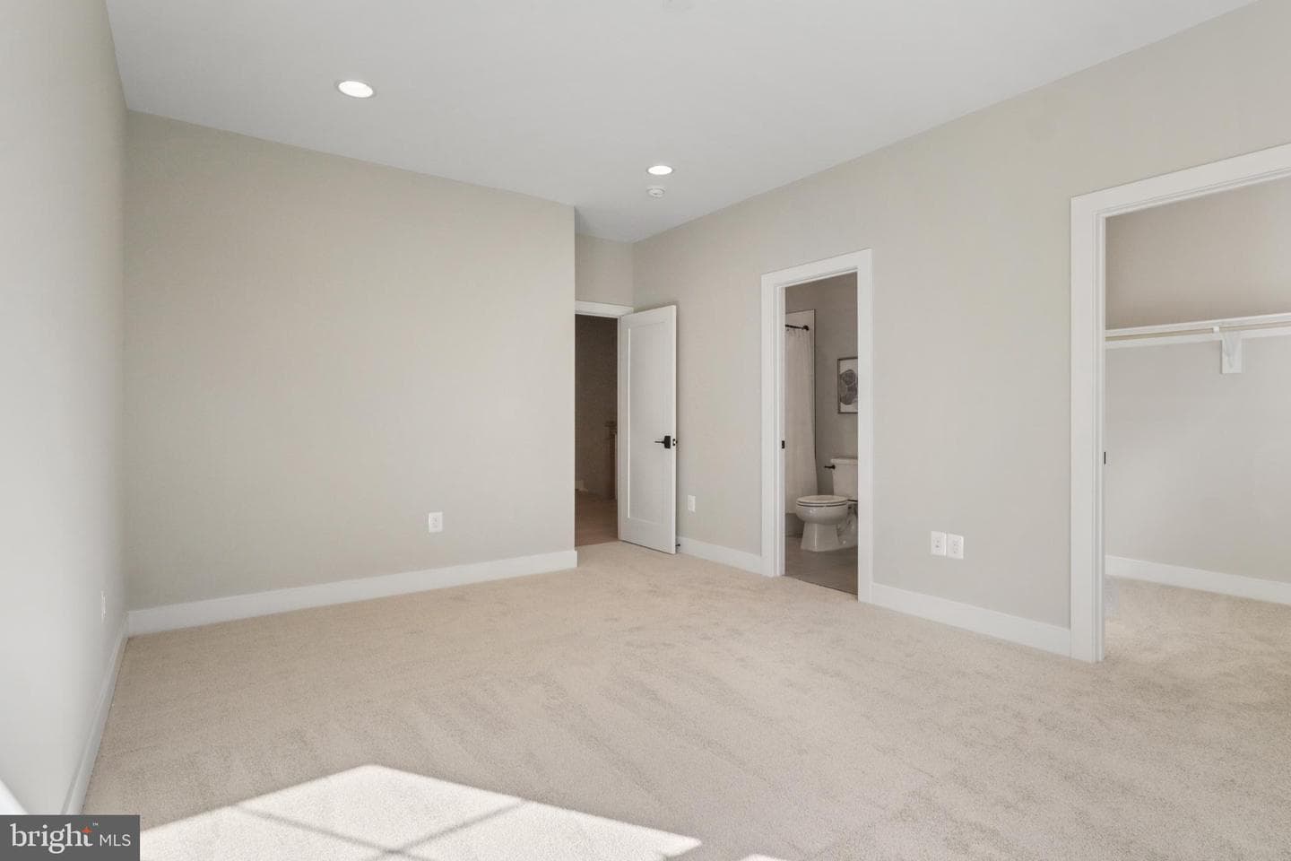611 Tapawingo Road SW photo 35