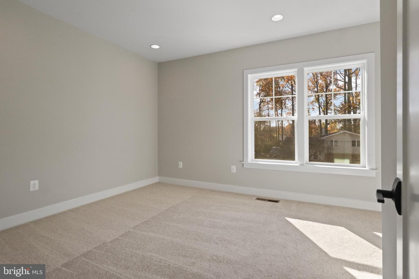 611 Tapawingo Road SW photo 38