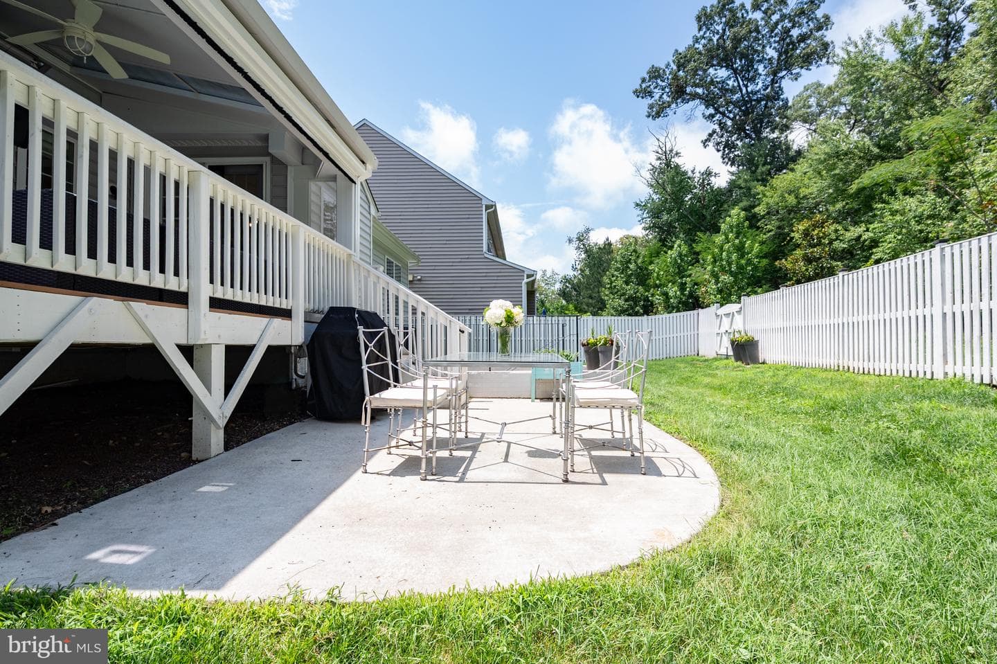 5576 James Young Way photo 100