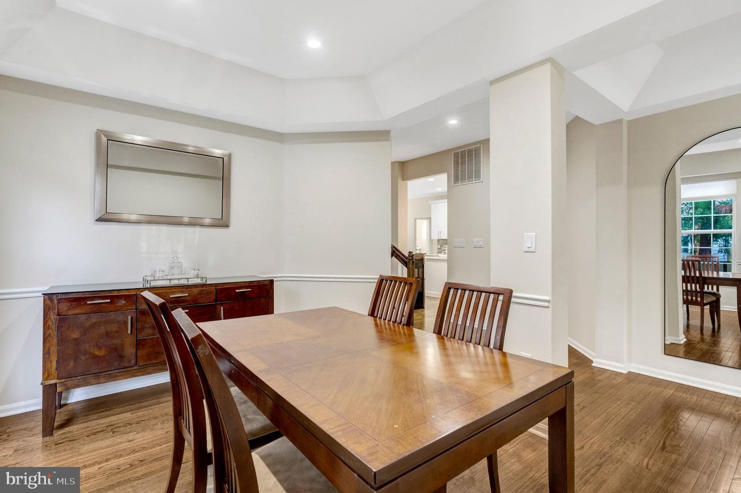 4172 Mccloskey Court photo 5
