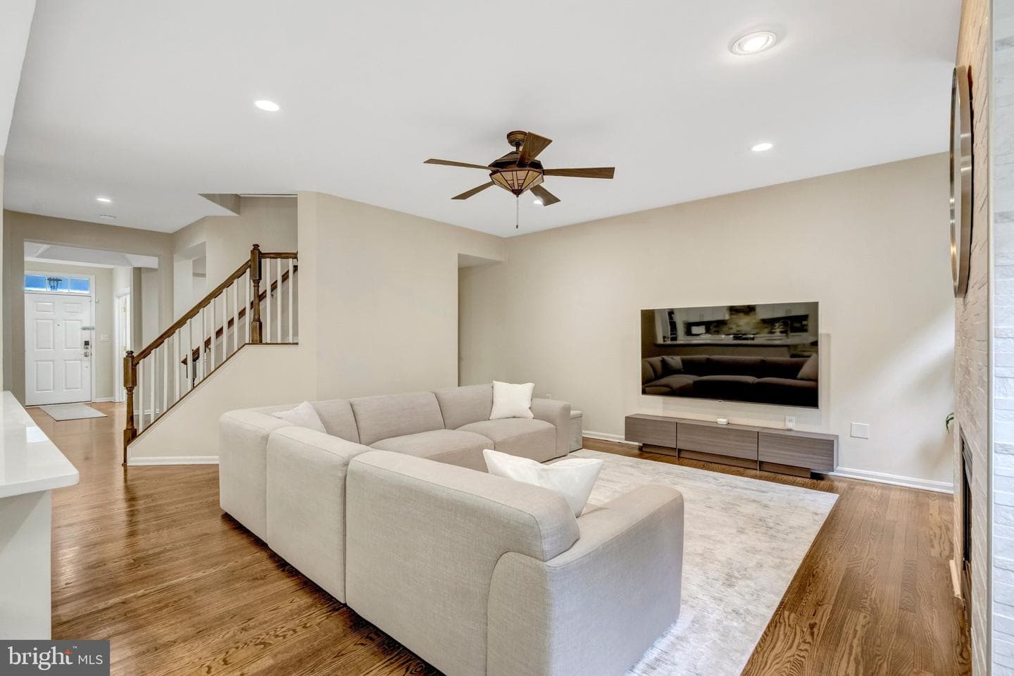 4172 Mccloskey Court photo 9